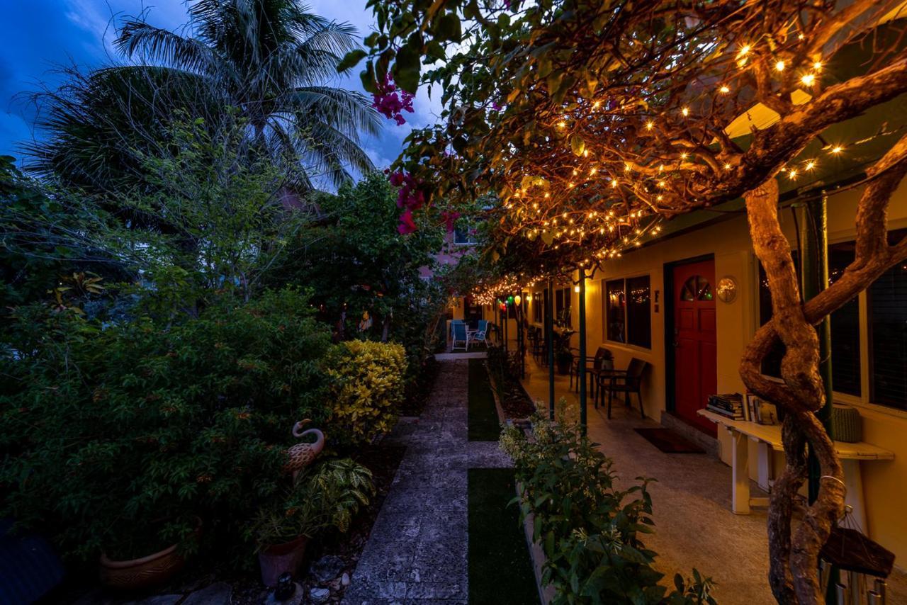 The Desoto - Oceanview Inn Hollywood Exterior photo
